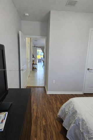 2370 SE 15th St, Homestead, FL 33035