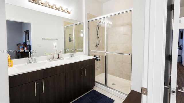 2370 SE 15th St, Homestead, FL 33035