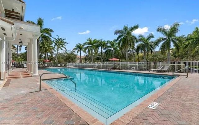 2370 SE 15th St, Homestead, FL 33035