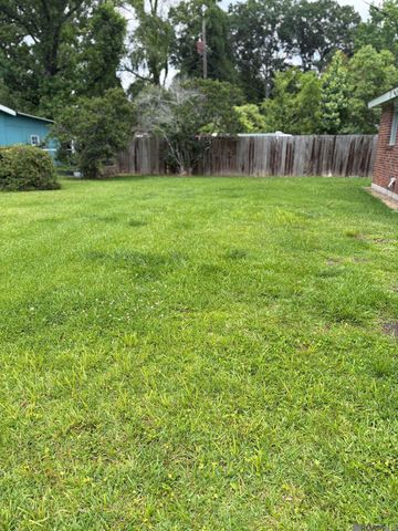 7687 Maribel Ct, Baton Rouge, LA 70812