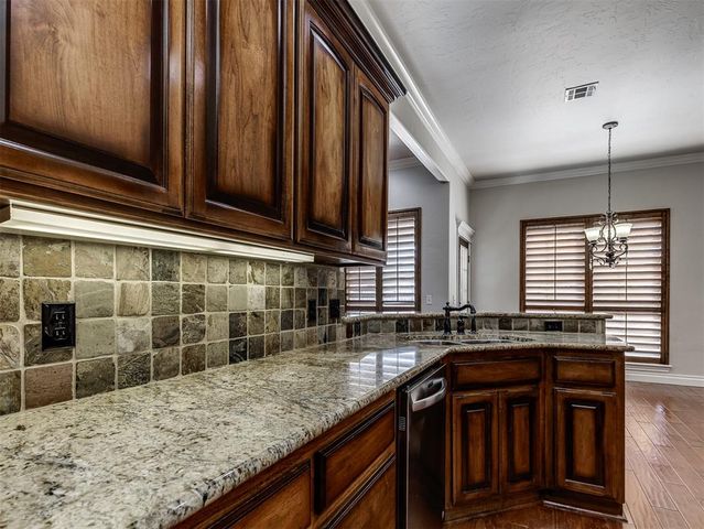 713 Waterwood Drive, Norman, OK 73072