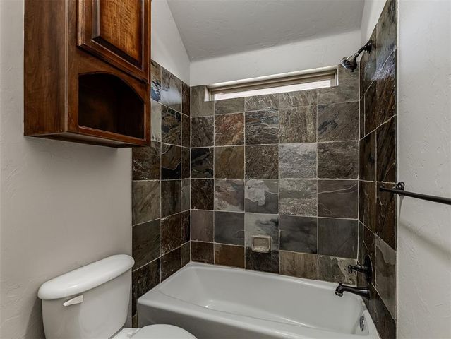 713 Waterwood Drive, Norman, OK 73072