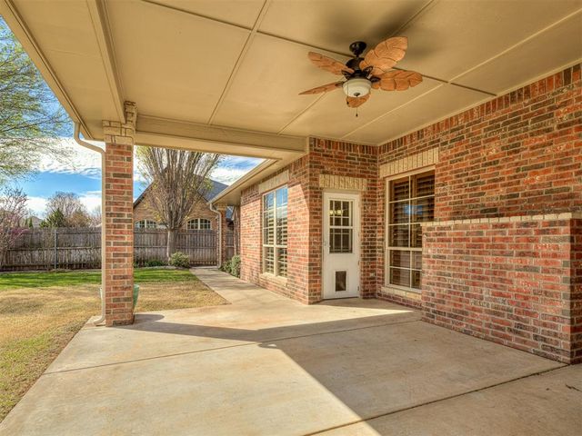 713 Waterwood Drive, Norman, OK 73072