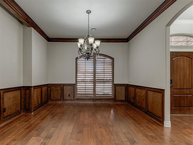 713 Waterwood Drive, Norman, OK 73072