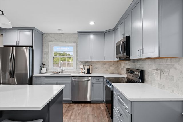 1627 Volunteer Ct, Brentwood, TN 37027