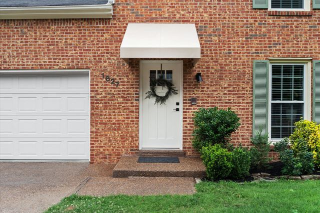1627 Volunteer Ct, Brentwood, TN 37027