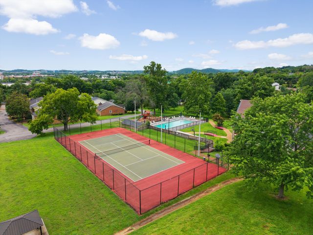 1627 Volunteer Ct, Brentwood, TN 37027