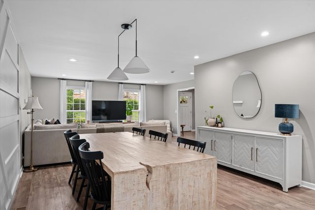 1627 Volunteer Ct, Brentwood, TN 37027