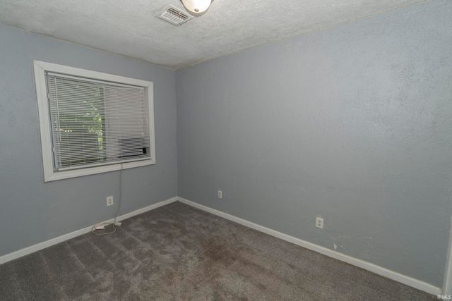 1214 N Olive Street, South Bend, IN 46628