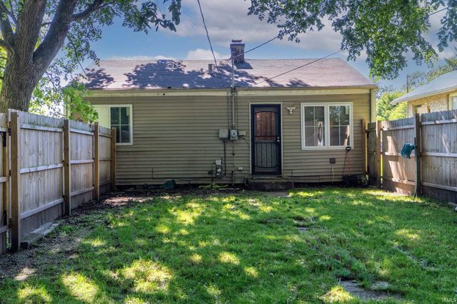 1214 N Olive Street, South Bend, IN 46628
