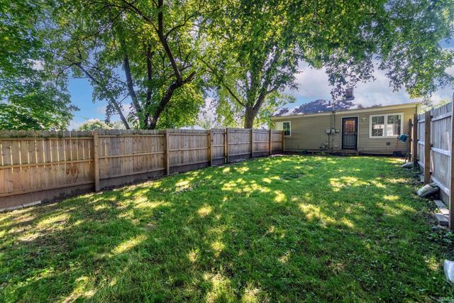 1214 N Olive Street, South Bend, IN 46628