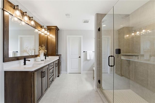 25189 W 141st Terrace, Olathe, KS 66061