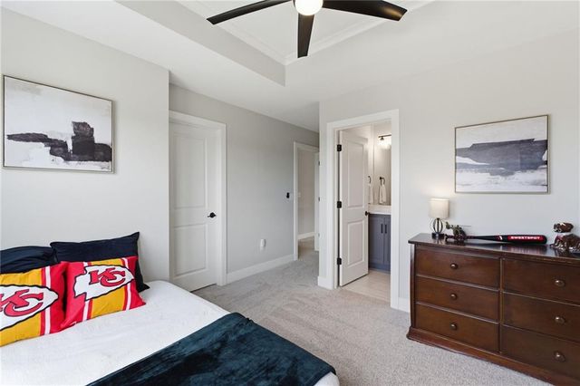 25189 W 141st Terrace, Olathe, KS 66061