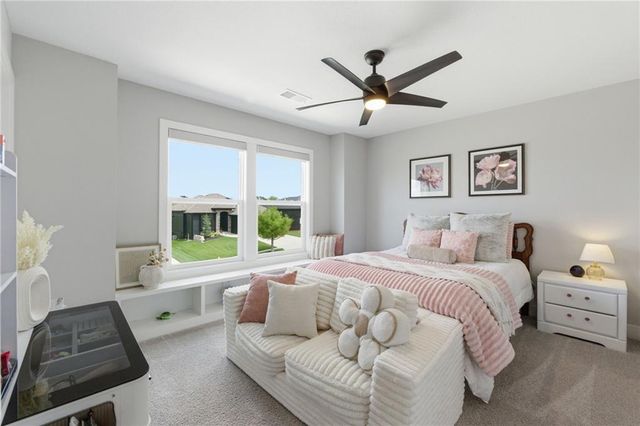 25189 W 141st Terrace, Olathe, KS 66061