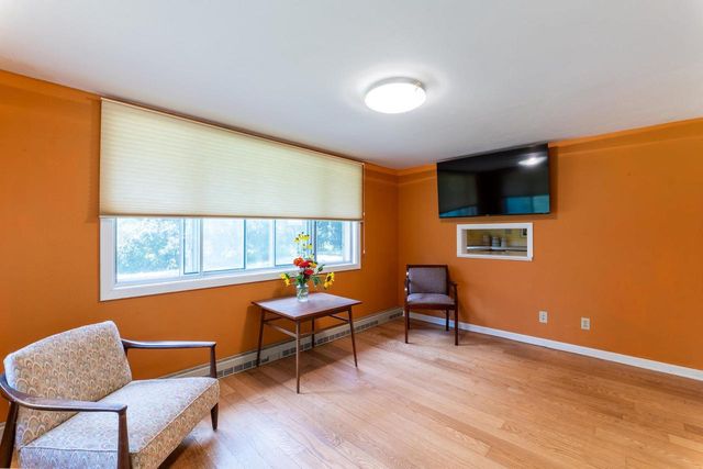 25 Hiawatha Circle, Madison, WI 53711