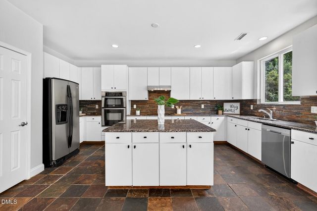4007 Jockey Club Circle, Cary, NC 27519