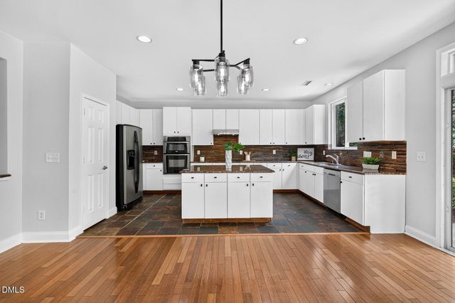 4007 Jockey Club Circle, Cary, NC 27519