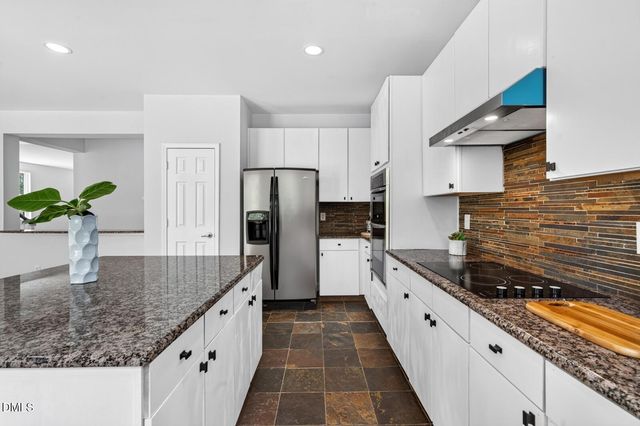 4007 Jockey Club Circle, Cary, NC 27519