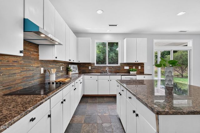 4007 Jockey Club Circle, Cary, NC 27519