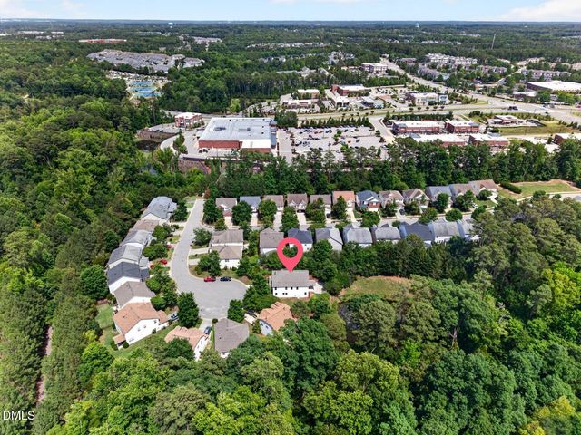 4007 Jockey Club Circle, Cary, NC 27519
