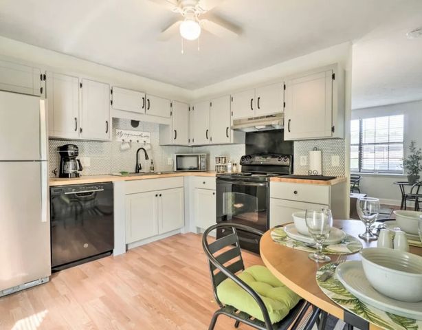 200A E Palestine Ave, Madison, TN 37115