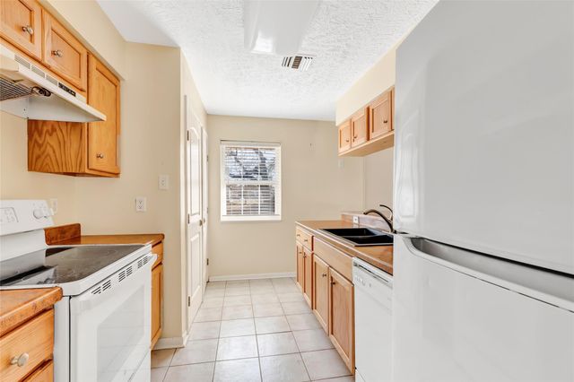 21664 Punkin Street, New Caney, TX 77357