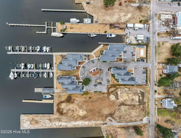 1308 Day Beacon Drive 8, Belhaven, NC 27810