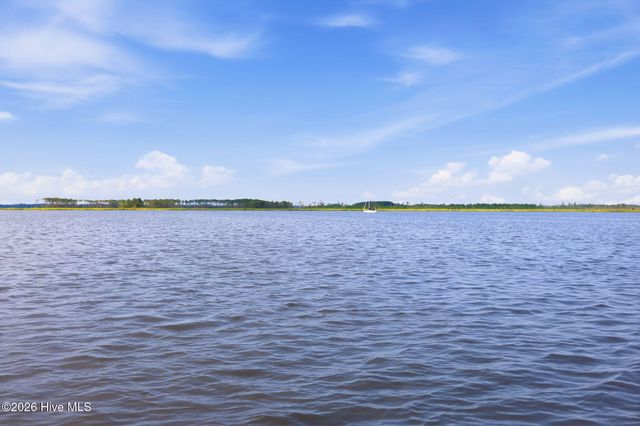 1308 Day Beacon Drive 8, Belhaven, NC 27810