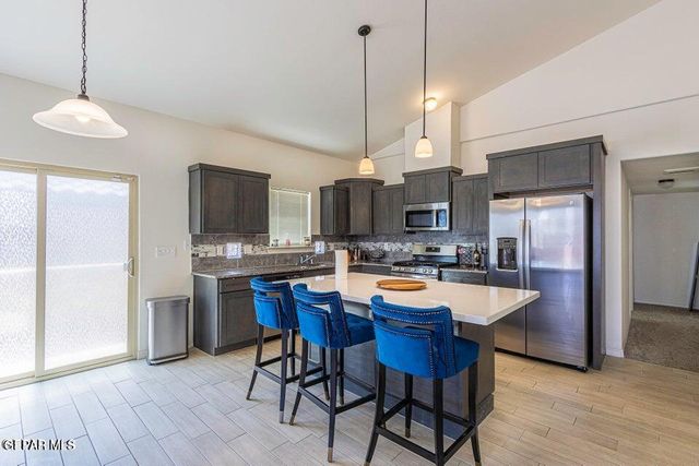 247 HERTS Way, El Paso, TX 79928