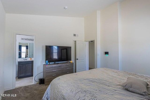247 HERTS Way, El Paso, TX 79928