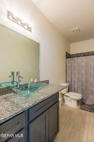 247 HERTS Way, El Paso, TX 79928