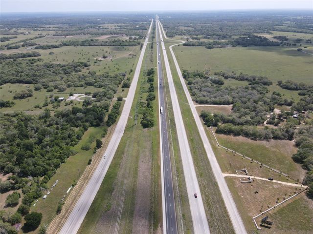 2512 Interstate 10, Weimar, TX 78962