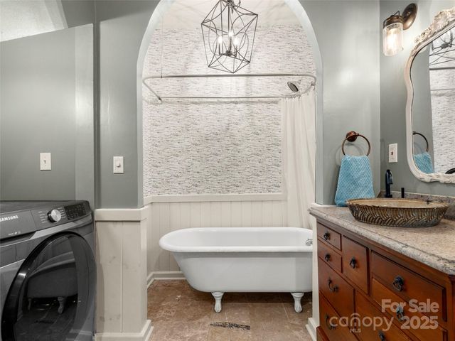 707 Miami Terrace, Hendersonville, NC 28791