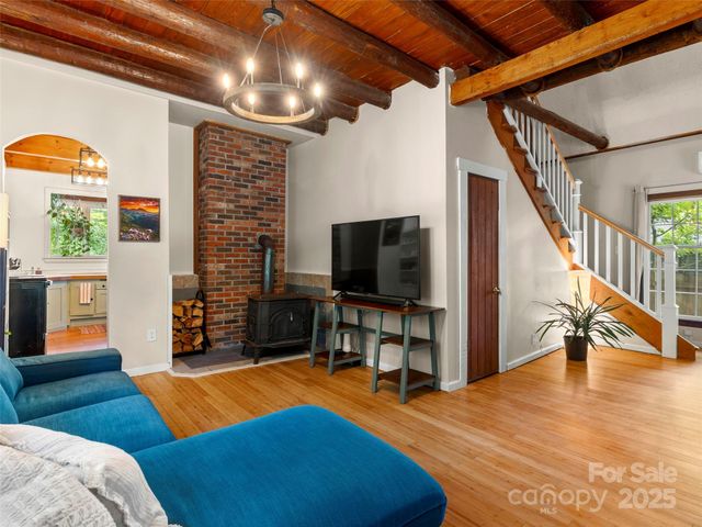707 Miami Terrace, Hendersonville, NC 28791