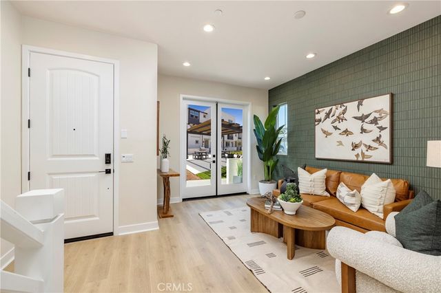 1318 Cantada Court, El Cajon, CA 92019