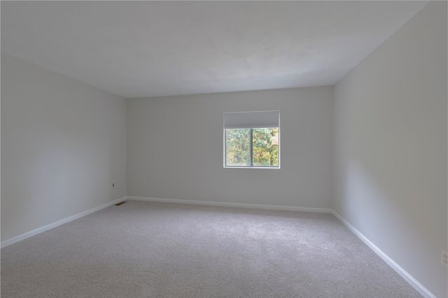 100 Merrimack Ave 53, Dracut, MA 01826