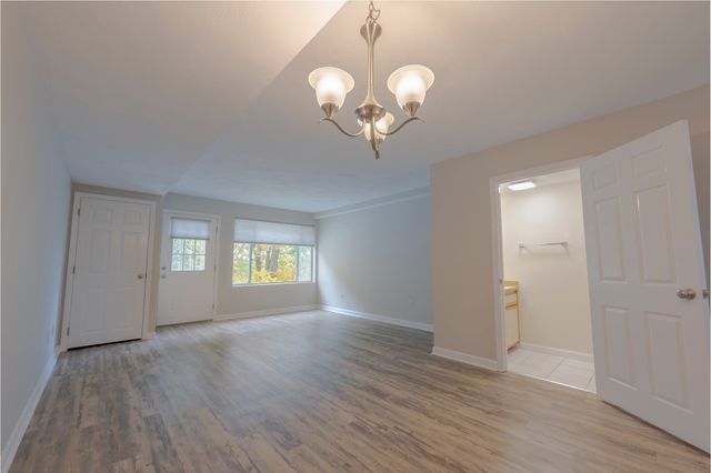 100 Merrimack Ave 53, Dracut, MA 01826