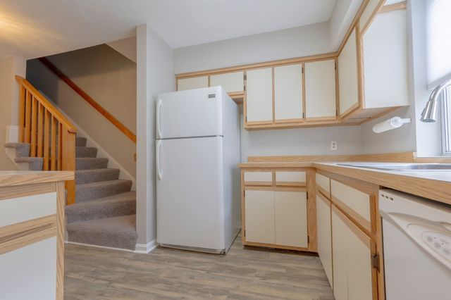 100 Merrimack Ave 53, Dracut, MA 01826