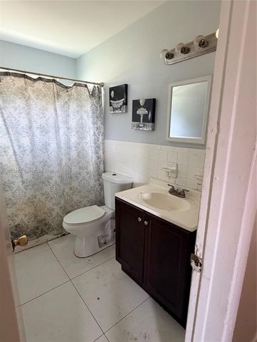 1106 NW 2nd Street, Dania Beach, FL 33004