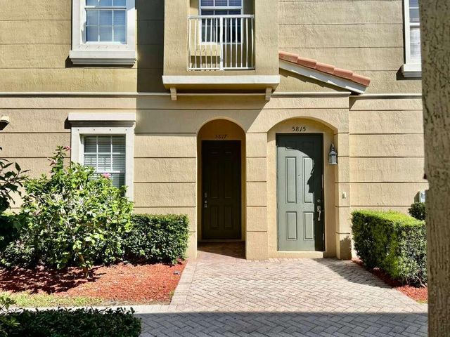 5817 Hampton Hills Boulevard, Tamarac, FL 33321