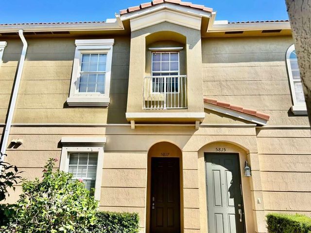 5817 Hampton Hills Boulevard, Tamarac, FL 33321