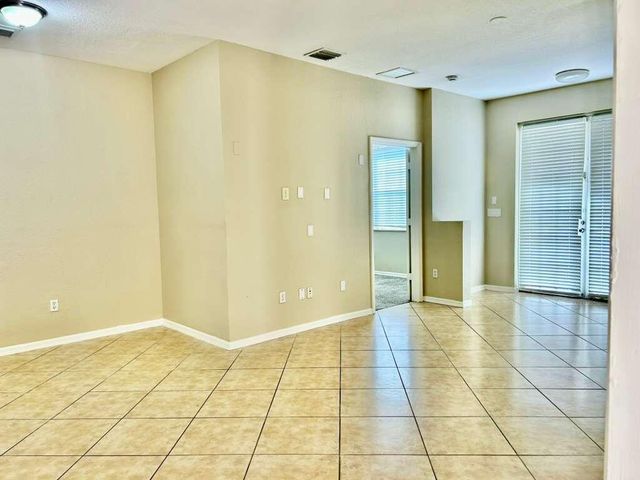 5817 Hampton Hills Boulevard, Tamarac, FL 33321