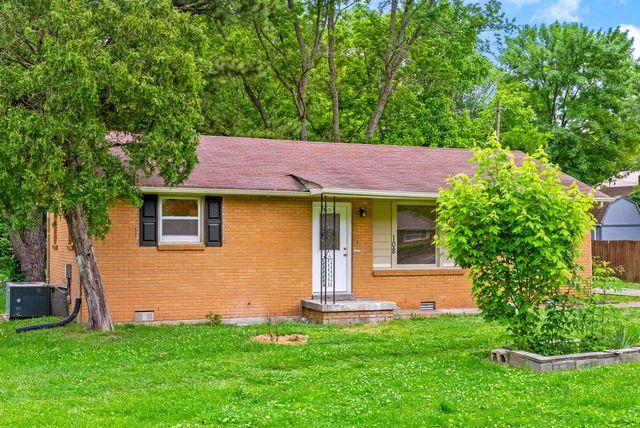 108 Charlemagne Blvd, Clarksville, TN 37042