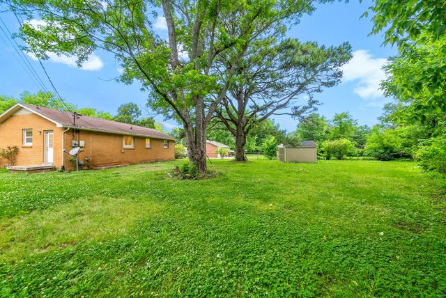 108 Charlemagne Blvd, Clarksville, TN 37042