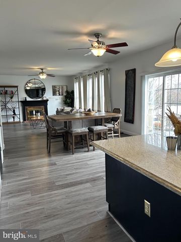 3002 WILDFLOWER DR, La Plata, MD 20646