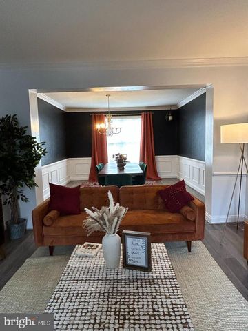 3002 WILDFLOWER DR, La Plata, MD 20646