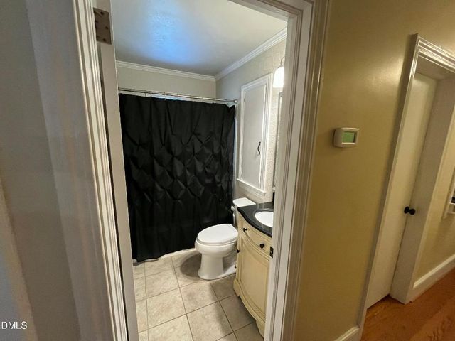 523 Wildwood Lane, Burlington, NC 27215