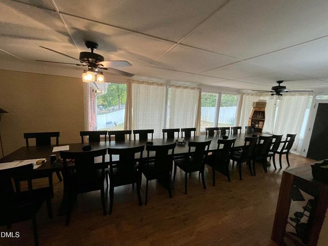 523 Wildwood Lane, Burlington, NC 27215