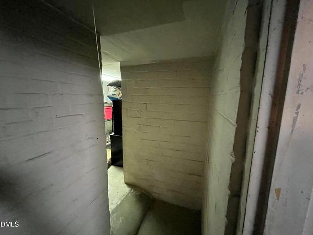 523 Wildwood Lane, Burlington, NC 27215