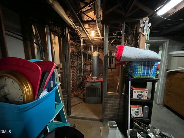 523 Wildwood Lane, Burlington, NC 27215